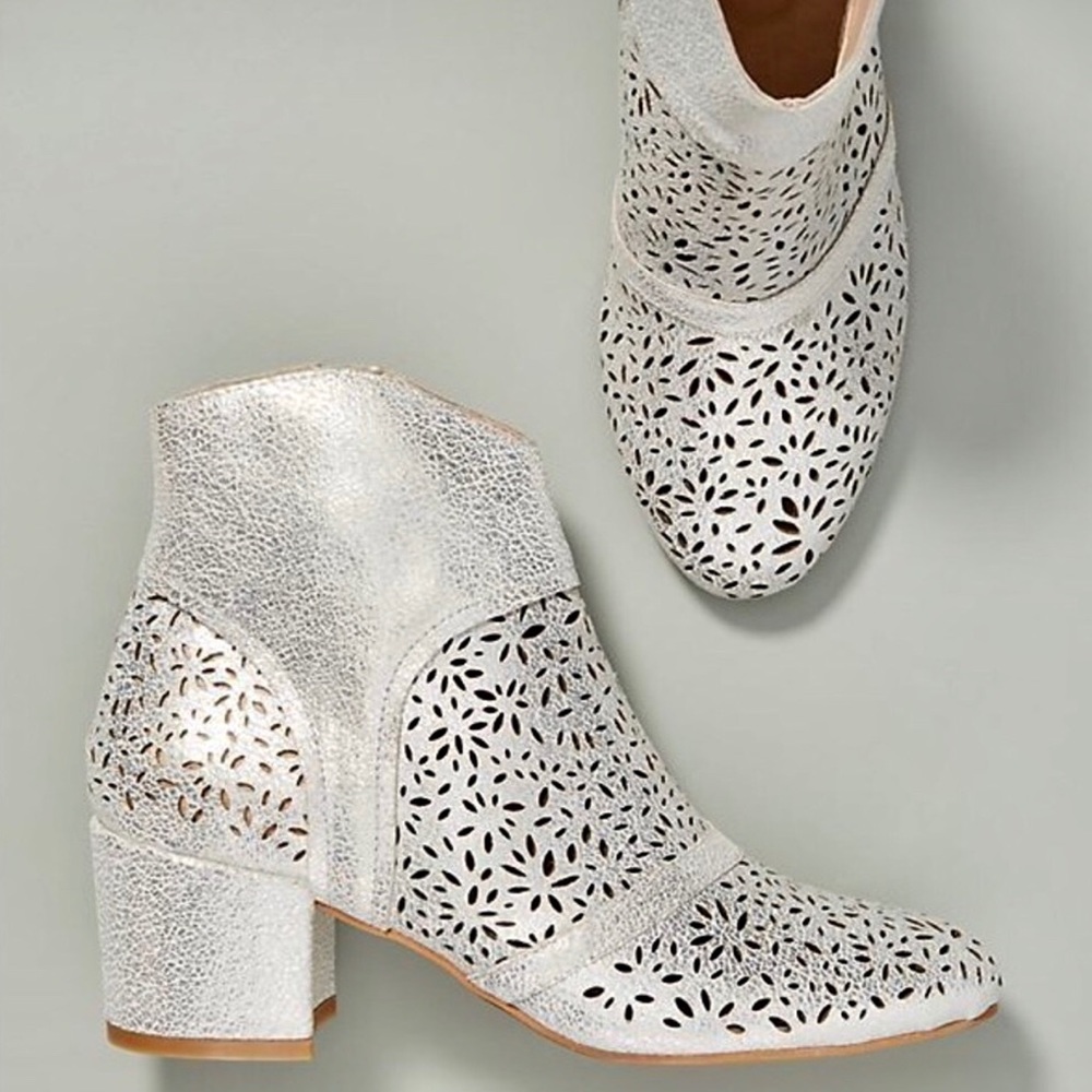 Anthropologie ⚡️ Silent D ⚡️ Pearcy Shoes NWOB